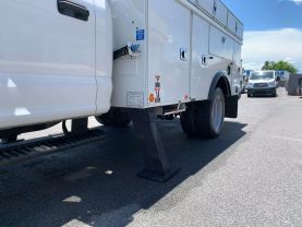 2017 FORD F550 SUPER DUTY 46FT BUCKET TRUCK ALTEC AT41M BUCKET TRUCKS V8, TURBO DIESEL, 6.7 LITER XL 169" W.B. 2D - Eddies Auto Sales