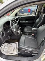 2016 Jeep Compass - Image 9