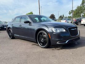 2016 CHRYSLER 300 SEDAN V6, 3.6 LITER 300 LIMITED SEDAN 4D