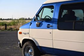 1994 GMC VANDURA 2500 VAN V8, 5.7 LITER VAN