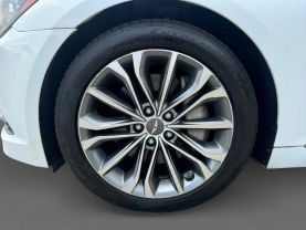 2015 HYUNDAI GENESIS SEDAN V6, 3.8 LITER 3.8 SEDAN 4D