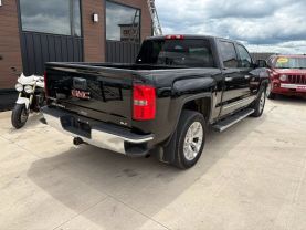 2015 GMC SIERRA 1500 CREW CAB PICKUP V8, ECOTEC3, 5.3 LITER SLT PICKUP 4D 5 3/4 FT