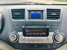 2011 TOYOTA HIGHLANDER SUV V6, 3.5 LITER SPORT UTILITY 4D