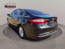 2014 FORD FUSION SEDAN 4-CYL, HYBRID, 2.0 LITER SE HYBRID SEDAN 4D