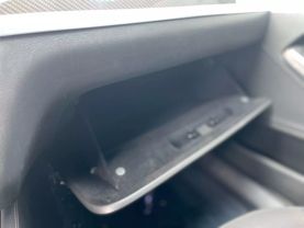 2018 Genesis G80 - Image 14