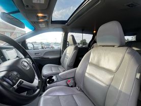2015 TOYOTA SIENNA VAN V6, 3.5 LITER XLE MINIVAN 4D