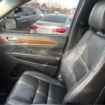 2011 JEEP GRAND CHEROKEE SUV V8, 5.7 LITER LIMITED SPORT UTILITY 4D