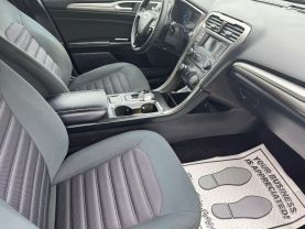 2017 FORD FUSION SEDAN 4-CYL, 2.5 LITER SE SEDAN 4D