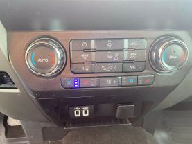 2019 FORD F150 SUPERCREW CAB PICKUP V6, ECOBOOST, TWIN TURBO, 3.5 LITER LARIAT PICKUP 4D 5 1/2 FT