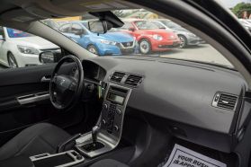 2013 VOLVO C30 HATCHBACK 5-CYL, TURBO, 2.5 LITER T5 HATCHBACK 2D