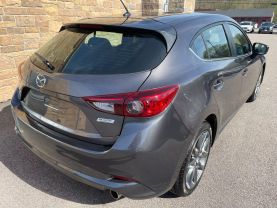 2018 MAZDA MAZDA3 HATCHBACK 4-CYL, SKYACTIV-G, 2.5L TOURING HATCHBACK 4D - Gesner Auto Inc in Taunton, MA, 41.88613, -71.14527