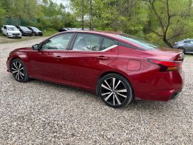 2022 NISSAN ALTIMA SEDAN 4-CYL, 2.5 LITER 2.5 SR SEDAN 4D at T&T Repairables - used car dealership in Spencer, Indiana.