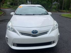 2013 TOYOTA PRIUS V WAGON 4-CYL, HYBRID, 1.8 LITER FIVE WAGON 4D