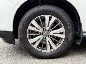 2017 NISSAN PATHFINDER SUV V6, 3.5 LITER SL SPORT UTILITY 4D