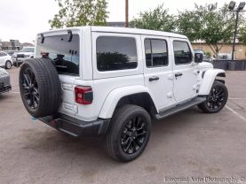 -2022 Jeep Wrangler Unlimited 4xe - Image 8
