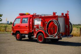 1997 TOYOTA DYNA TRUCK 15B FIRE TRUCK