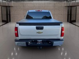 2013 CHEVROLET SILVERADO 1500 CREW CAB PICKUP V8, FLEX FUEL, 5.3 LITER LT PICKUP 4D 5 3/4 FT