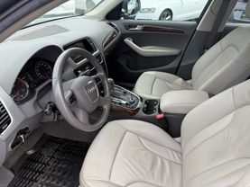 2011 AUDI Q5 SUV 4-CYL, TURBO, 2.0 LITER 2.0T QUATTRO PREMIUM SPORT UTILITY 4D