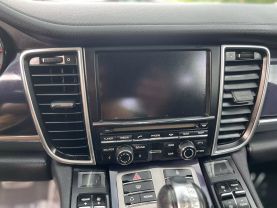 2013 Porsche Panamera - Image 10