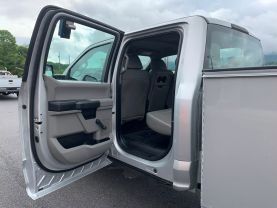 2017 FORD F350 SUPER DUTY CREW CAB 8FT KNAPHEIDE SERVICE BED TRUCK SERVICE/UTILITY TRUCKS V8, FLEX FUEL, 6.2 LITER XL PICKUP 4D 8 FT - Eddies Auto Sales