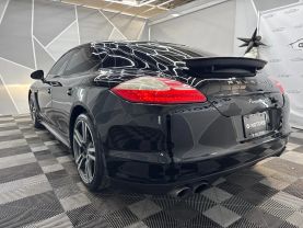 2013 PORSCHE PANAMERA