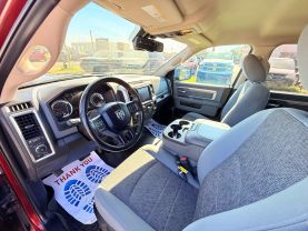 2019 RAM 1500 CLASSIC CREW CAB PICKUP V8, HEMI, 5.7 LITER BIG HORN PICKUP 4D 6 1/3 FT