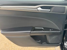 2017 FORD FUSION SEDAN 4-CYL, 2.5 LITER SE SEDAN 4D
