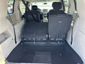2015 DODGE GRAND CARAVAN PASSENGER PASSENGER GOLD AUTOMATIC - Auto Solutions of Greensboro LLC, NC, 36.05701, -79.84368