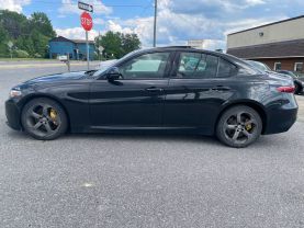 2018 Alfa Romeo Giulia - Image 4