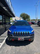 2017 JEEP CHEROKEE SUV V6, 3.2 LITER TRAILHAWK SPORT UTILITY 4D