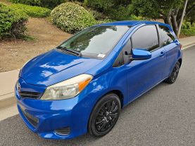 2012 TOYOTA YARIS LE HATCHBACK 3D