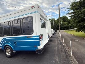 2000 FORD COMMERCIAL E450