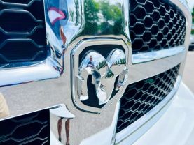 2020 RAM 1500 CLASSIC CREW CAB PICKUP V8, HEMI, 5.7 LITER TRADESMAN PICKUP 4D 5 1/2 FT
