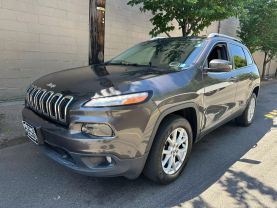 2017 JEEP CHEROKEE SUV V6, 3.2 LITER LATITUDE SPORT UTILITY 4D