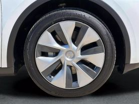 2023 TESLA MODEL Y SUV DUAL AC ELECTRIC MOTORS LONG RANGE SPORT UTILITY 4D