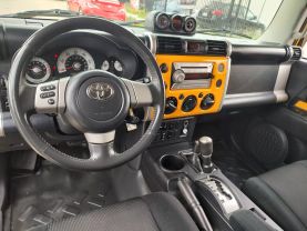 2007 TOYOTA FJ CRUISER SUV V6, 4.0 LITER SPORT UTILITY 2D