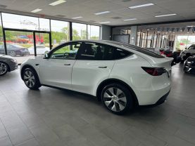 2021 TESLA MODEL Y SUV AC ELECTRIC MOTOR STANDARD RANGE SPORT UTILITY 4D