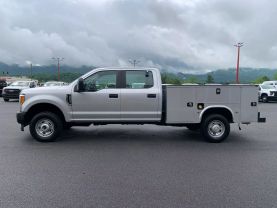 2017 FORD F350 SUPER DUTY CREW CAB 8FT KNAPHEIDE SERVICE BED TRUCK SERVICE/UTILITY TRUCKS V8, FLEX FUEL, 6.2 LITER XL PICKUP 4D 8 FT - Eddies Auto Sales