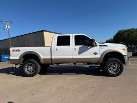 2011 FORD F350 SUPER DUTY CREW CAB PICKUP V8, TURBO DIESEL, 6.7L LARIAT PICKUP 4D 6 3/4 FT
