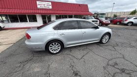 2013 VOLKSWAGEN PASSAT SEDAN 5-CYL, PZEV, 2.5 LITER 2.5L SEL SEDAN 4D
