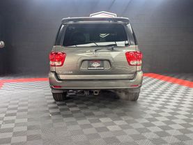 2006 TOYOTA SEQUOIA SUV V8, 4.7 LITER LIMITED SPORT UTILITY 4D