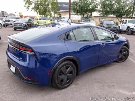 -2023 Toyota Prius - Image 8