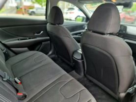 2023 Hyundai Elantra - Image 12
