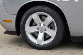 2013 DODGE CHALLENGER COUPE V8, HEMI, 5.7 LITER R/T COUPE 2D