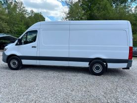 2019 MERCEDES-BENZ SPRINTER 2500 CREW CARGO 4-CYL, TURBO, 2.0 LITER HIGH ROOF W/170" WB VAN 3D at T&T Repairables - used car dealership in Spencer, Indiana.