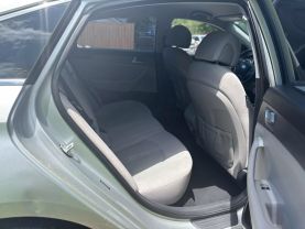 2016 Hyundai Sonata - Image 11