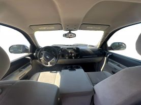2009 CHEVROLET SILVERADO 1500 CREW CAB PICKUP V8, FLEX FUEL, 5.3 LITER XFE PICKUP 4D 5 3/4 FT