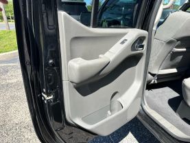 2019 NISSAN FRONTIER CREW CAB