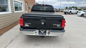 2011 RAM DAKOTA CREW CAB PICKUP V8, FLEX FUEL, 4.7 LITER LARAMIE PICKUP 4D 5 1/4 FT