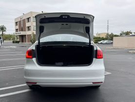 2014 VOLKSWAGEN JETTA SEDAN 4-CYL, PZEV, 1.8T 1.8T SE SEDAN 4D